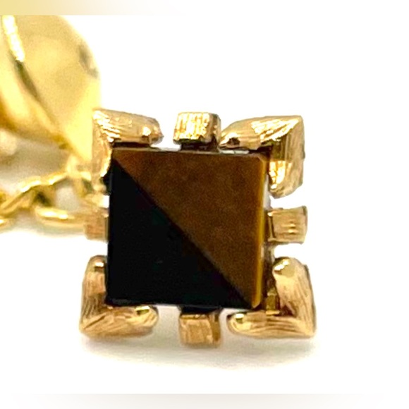 Vintage Gold Tone Banded black onyx & tiger eye stones. Tie Tack - Picture 3 of 8